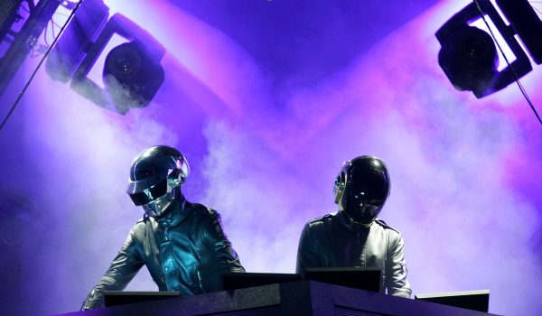 INDIO, CA - APRIL 29:  Daft Punk performs at the Coachella Music Fesival on April 29, 2006 in Indio, California. (Photo by Karl Walter/Getty Images)