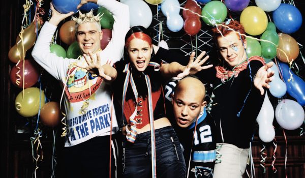 Danish-Norwegian pop group Aqua, 17th October 1997. From left to right, they are guitarist Soren Rasted, vocalists Lene Nystrom and Rene Dif, and keyboardist Claus Norreen. (Photo by Tim Roney/Getty Images)