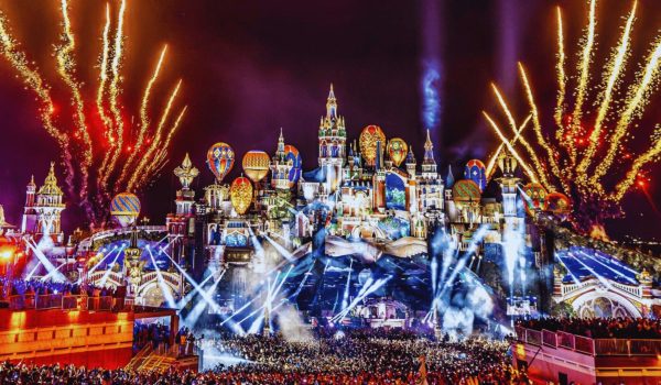 Tomorrowland-ridimensionato-a-1920x1080
