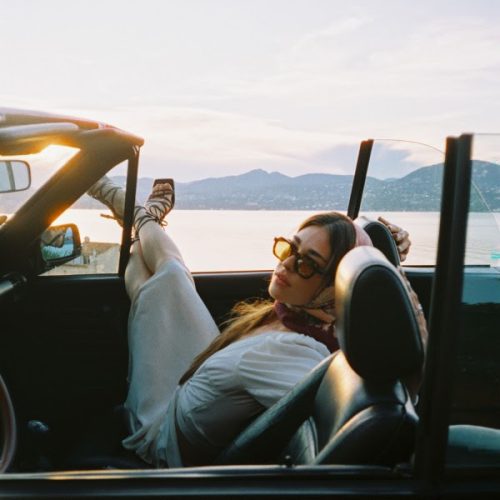 Scopri “Magnetic”, il nuovo singolo dei Bausa in uscita il 27 marzo 2026: il fenomeno virale da TikTok arriva in radio con sonorità scandi-house e groove internazionale.